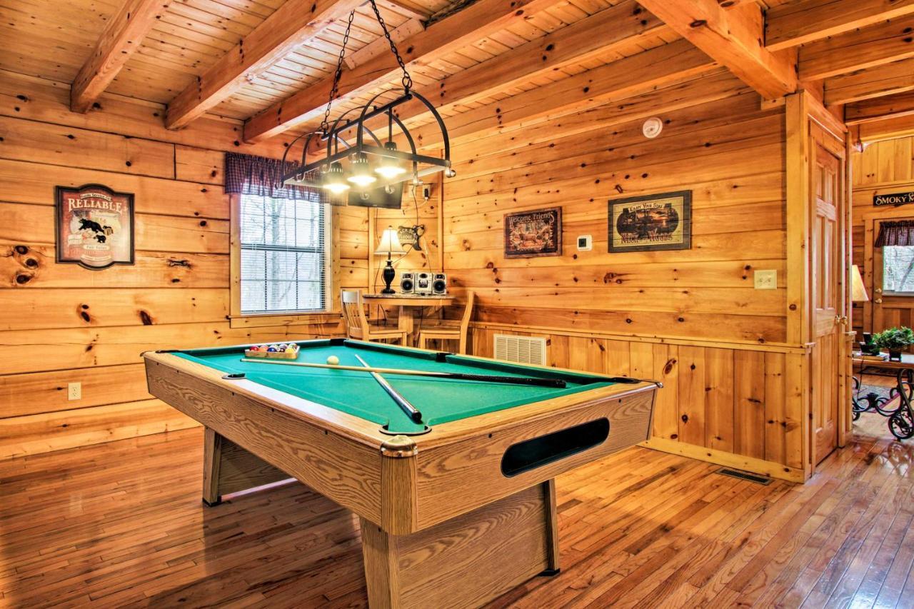 Villa Gatlinburg Mountainside Escape With Deck And Hot Tub! Extérieur photo
