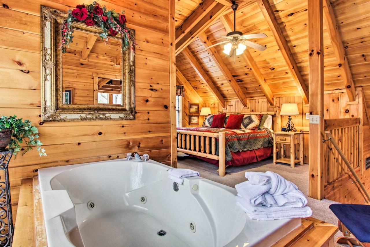 Villa Gatlinburg Mountainside Escape With Deck And Hot Tub! Extérieur photo